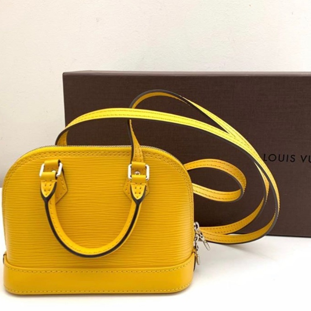 BRAND NEW Louis Vuitton Epi Nano Alma